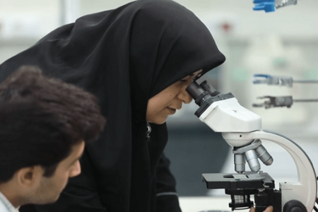 بانوی یزدی؛ مادر ۴ فرزند، خالق ۱۲ اختراع!