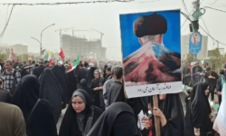 دماوند به آسمان می‌رود